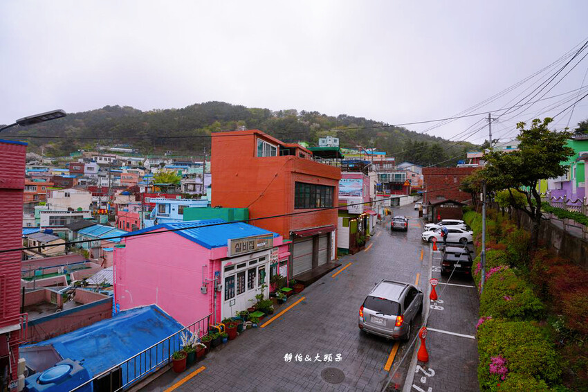 釜山甘川洞文化村 ❙ 小王子彩繪壁畫村、小王子和沙漠狐狸，釜