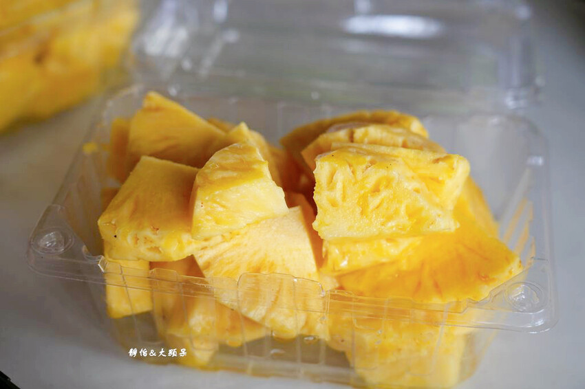 中寮石龍宮 ❙ 全台唯一拜土地公免費泡麵吃到飽，南投泡麵土地