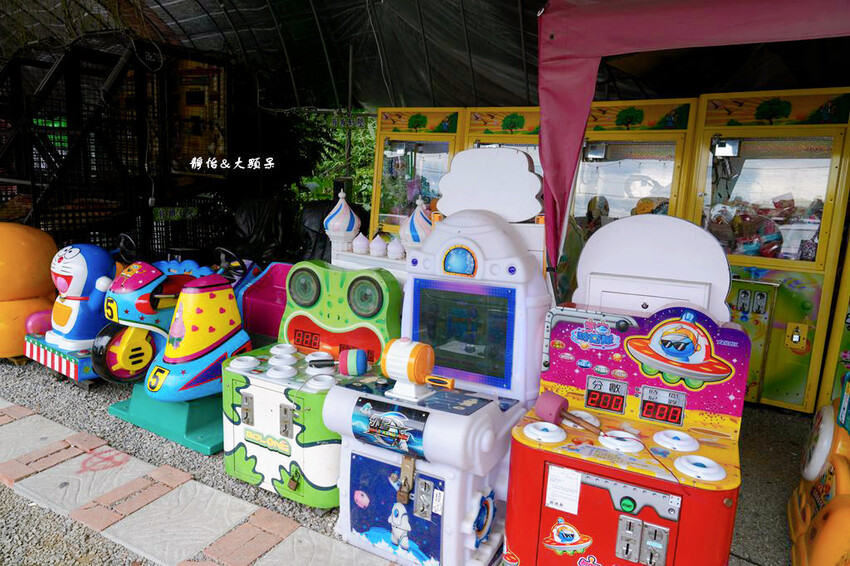 中寮石龍宮 ❙ 全台唯一拜土地公免費泡麵吃到飽，南投泡麵土地