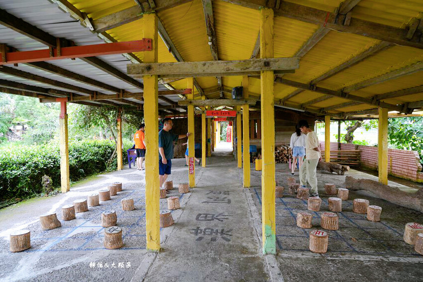 宜蘭親子農場,廣興農場,動物餵食、焢窯、 摸蜆、DIY體驗、