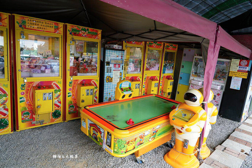 中寮石龍宮 ❙ 全台唯一拜土地公免費泡麵吃到飽，南投泡麵土地