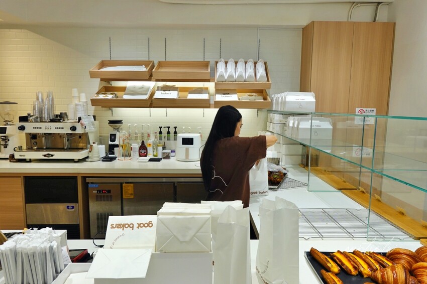 澳門【澳門】氹仔｜Goat Bakers，奶酪花杯子，澳門熱門甜點店，激推苦甜抹茶花杯子