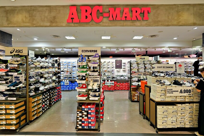 日本【京都購物】KYOTO AVANTI，京都車站步行一分鐘，日本流行藥妝、雜貨、動漫、美食一網打盡