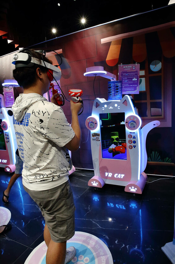 【宏匯廣場必玩】星實境VR CAT,全台首創,暑假最佳吹冷氣 【宏匯廣場必玩】星實境VR CAT,全台首創,暑假最佳吹冷氣