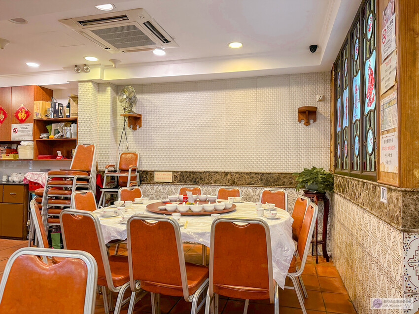 澳門美食紅記飯店、隱蔽小巷中的經典粵味！數十載老店，獨家脆皮肉品必選。