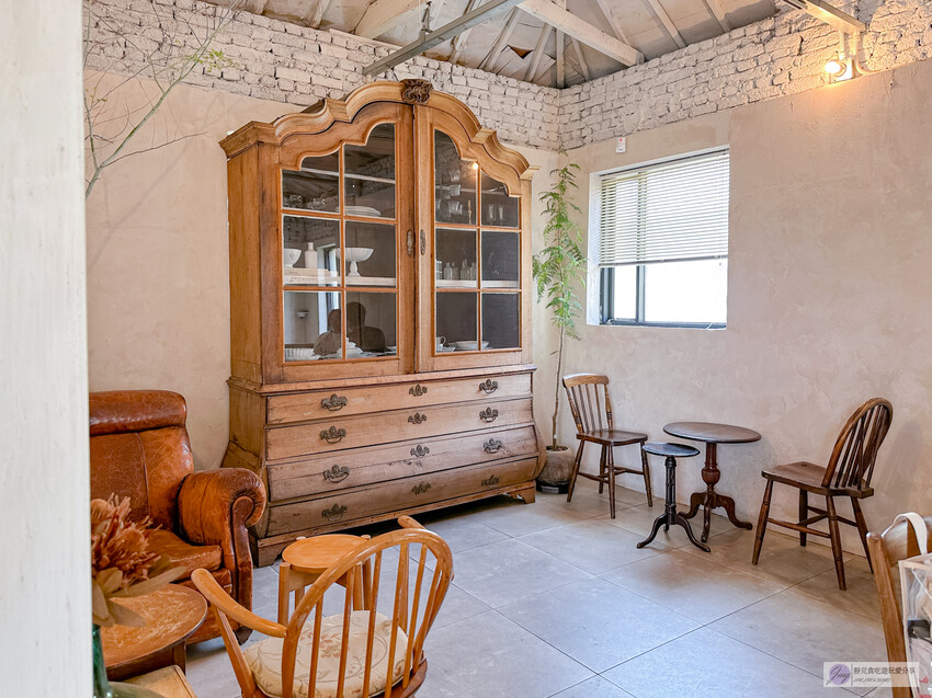 韓國首爾美食MOKHWACI LOUNGE、古典歐風老宅咖啡館!頂級焦糖甜點,延南洞地區首選。