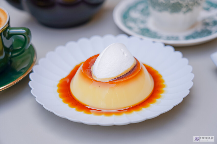 韓國首爾美食MOKHWACI LOUNGE、古典歐風老宅咖啡館!頂級焦糖甜點,延南洞地區首選。