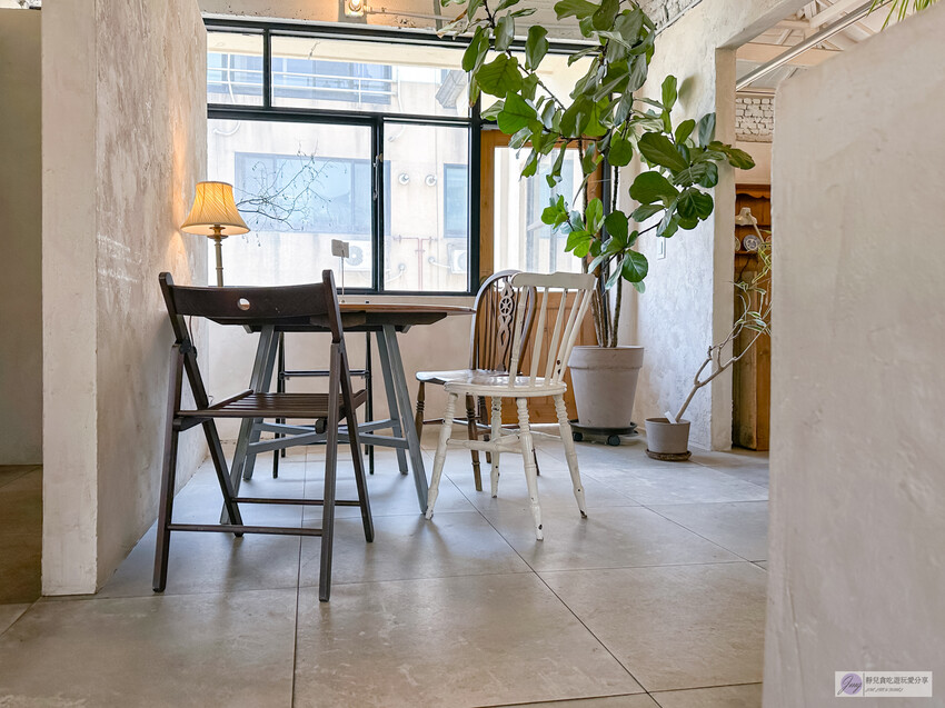 韓國首爾美食MOKHWACI LOUNGE、古典歐風老宅咖啡館!頂級焦糖甜點,延南洞地區首選。