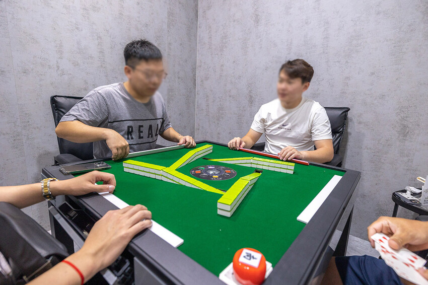 雀拾麻將桌遊-草屯店-南投最新聚會景點