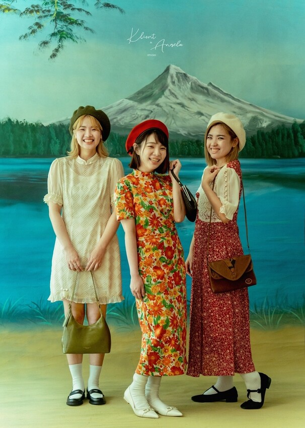 台南寫真【克林姆與安淇拉攝影棚】古著閨蜜寫真,重溫青春回憶,