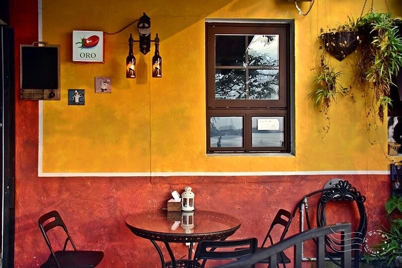 ORO PIZZERIA餐廳牆面