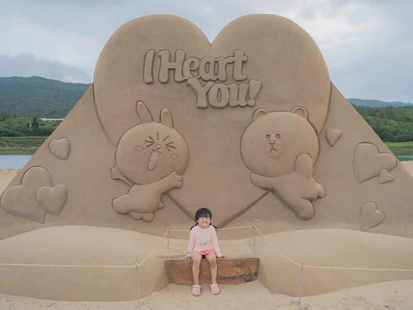 福隆沙雕藝術季 》LINE FRIENDS 明星沙雕主題、粉 DSC03700