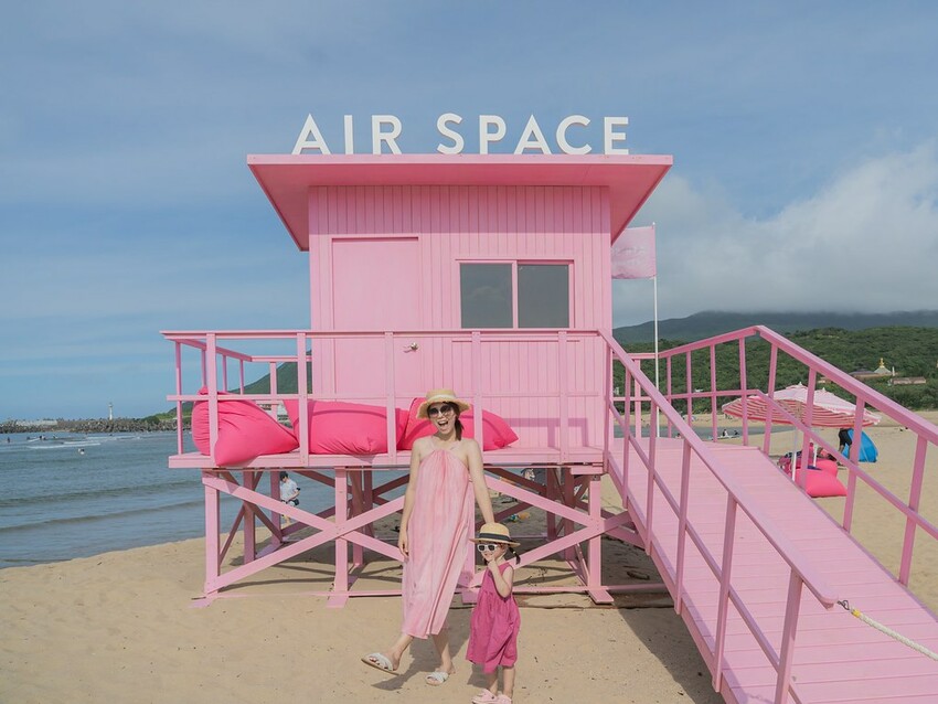 福隆沙雕藝術季 》LINE FRIENDS 明星沙雕主題、粉 DSC03557