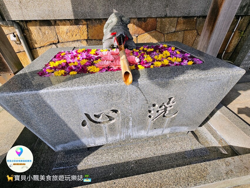 日本[旅遊]日本 山口縣 下關 龜山八幡宮 起源於唐貞觀時期的古老神社 日本最大花崗岩鳥居 登上神社上還可欣賞遠