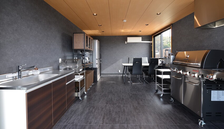 日本【VISION GLAMPING 露營區開箱】日本山梨縣豪華露營,獨立帳篷營區/露天溫泉SPA,四季都適合的富士山露營住宿!