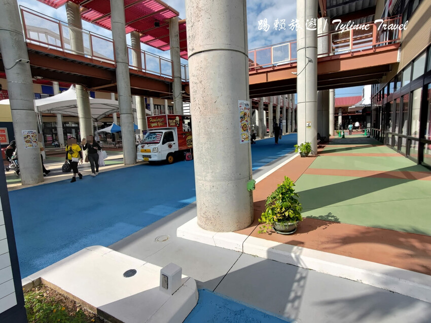 日本【沖繩景點】沖繩ASHIBINAA Outlet購物城,超便宜的免稅天堂 | 親子旅遊首選 | 日本沖繩必去景點推薦