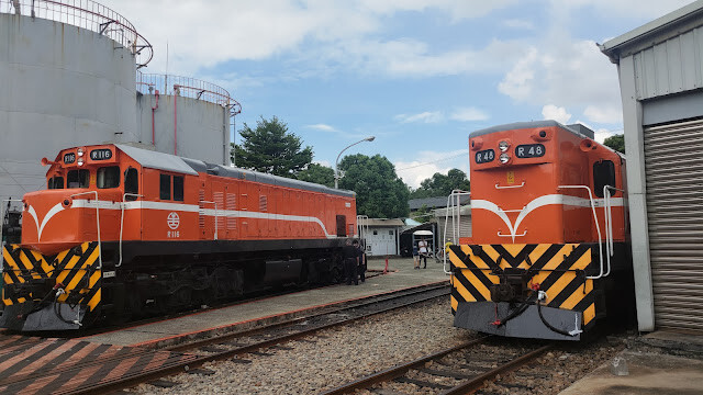 扇形車庫 - 莒光號火車頭