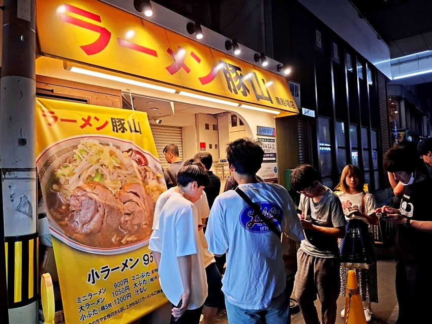 捷絲旅 大阪心齋橋｜美式風格塗鴉網美牆 超chill｜免費無