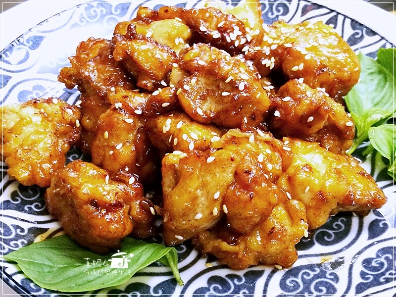 烹飪筆記│香蒜雞塊酥和炸香菇，用雞胸肉炸雞塊多汁多嫩特別好吃