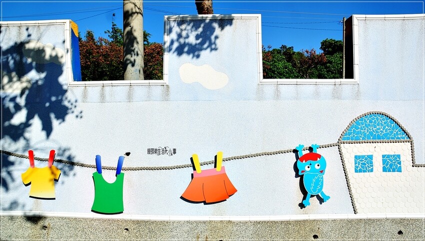 /tmp/phpKLHD6o /tmp/phpKLHD6o