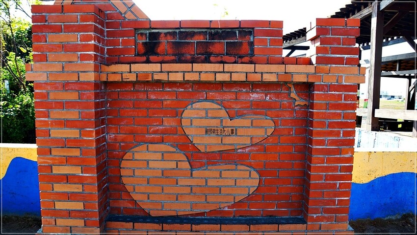 /tmp/phpzWcqSY /tmp/phpzWcqSY