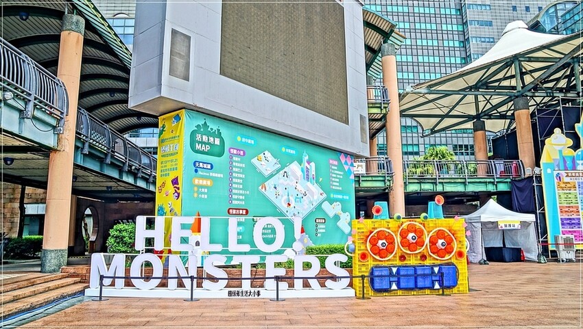 /tmp/phpI1aUiZ /tmp/phpI1aUiZ