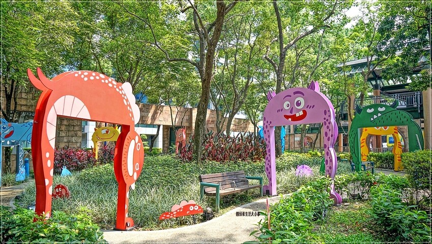 /tmp/phpYj7AEU /tmp/phpYj7AEU