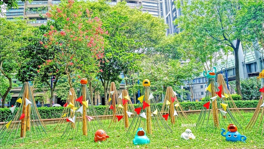 /tmp/phpAYaq1E /tmp/phpAYaq1E