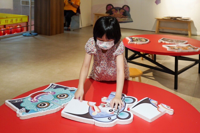 免費景點！女神幫幫忙特展！放大版抓周好可愛，週末有市集與DIY活動～有機會把掃拖機器人帶回家