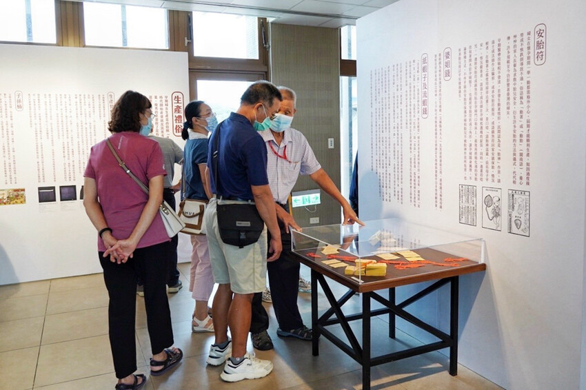 免費景點！女神幫幫忙特展！放大版抓周好可愛，週末有市集與DIY活動～有機會把掃拖機器人帶回家