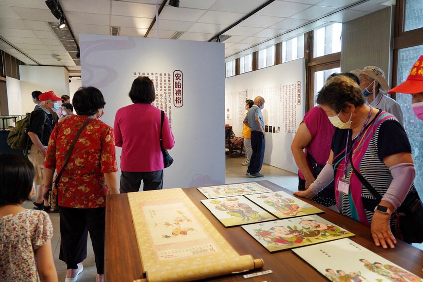 免費景點！女神幫幫忙特展！放大版抓周好可愛，週末有市集與DIY活動～有機會把掃拖機器人帶回家