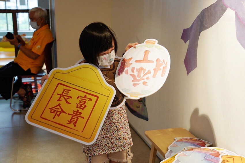 免費景點！女神幫幫忙特展！放大版抓周好可愛，週末有市集與DIY活動～有機會把掃拖機器人帶回家