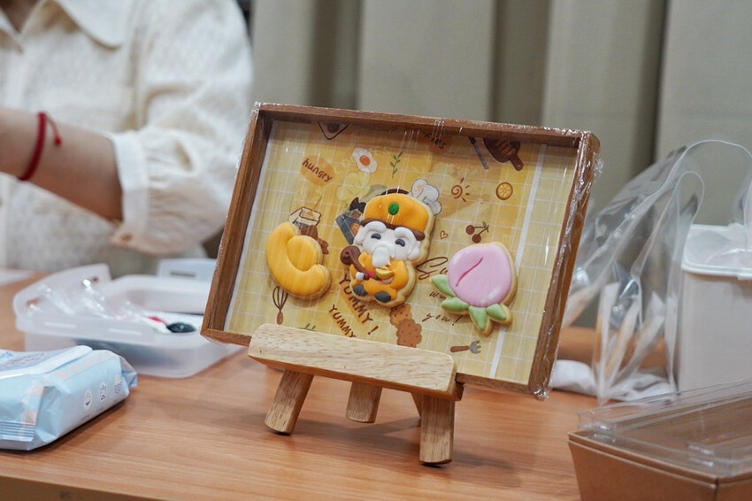 免費景點！女神幫幫忙特展！放大版抓周好可愛，週末有市集與DIY活動～有機會把掃拖機器人帶回家