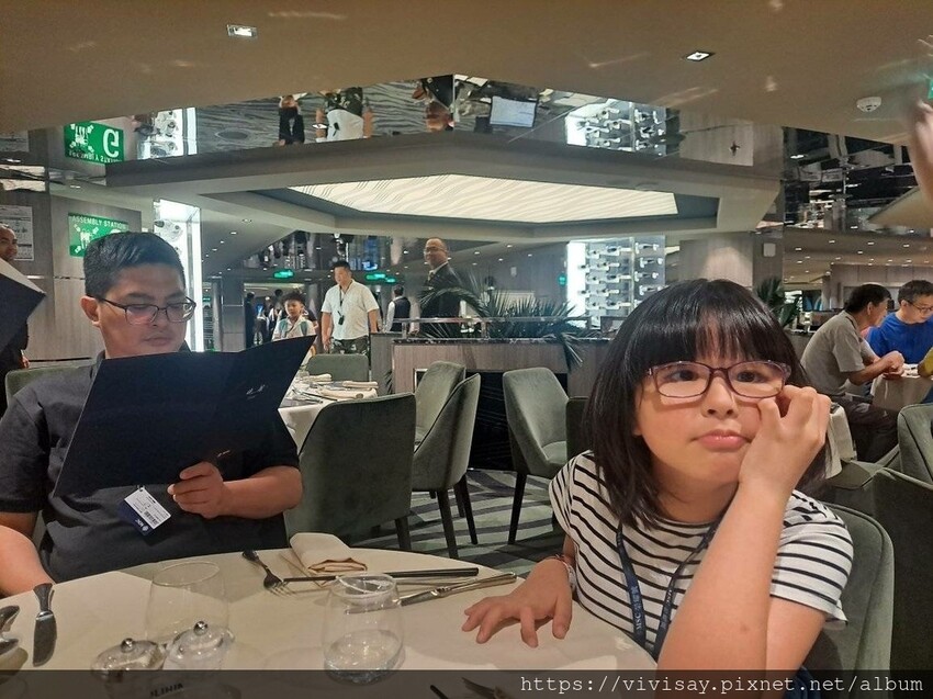 榮耀號 龍王餐廳 第一天晚餐伙食 (22).jpg