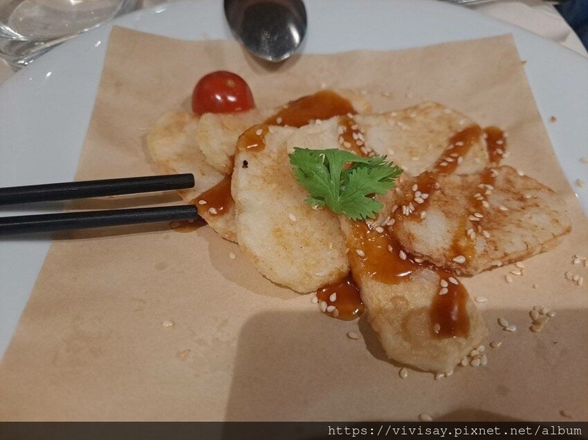 榮耀號 龍王餐廳 第一天晚餐伙食 (21).jpg