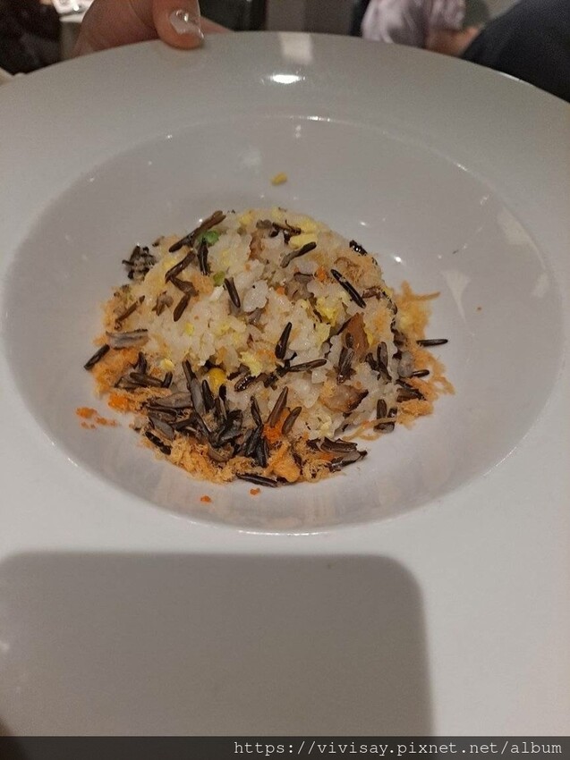 榮耀號 龍王餐廳 第一天晚餐伙食 (1).jpg