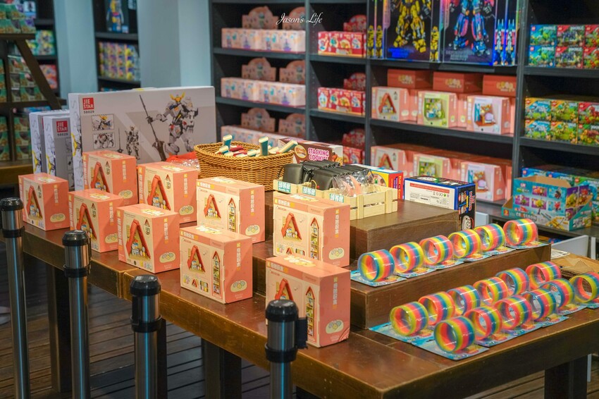 宜蘭縣員山鄉【宜蘭員山｜景點】頭等倉。2024年宜蘭最新室內景點，揮別低頭族，讓你全身『頭』都運動起來