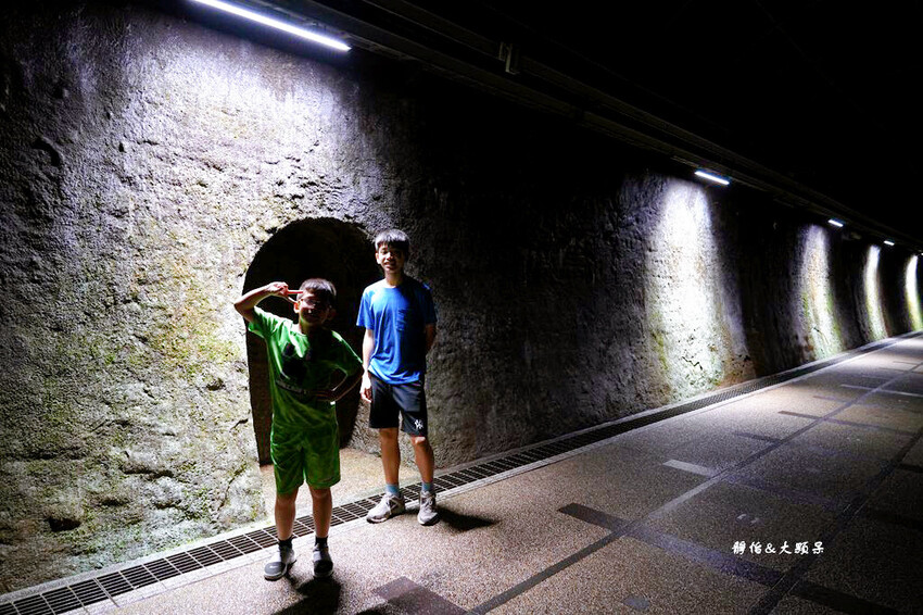 新北旅遊景點 ❙ 福隆舊草嶺隧道自行車漫遊,福隆車站鄉野便當
