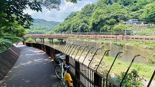 IMG_3323 (2).jpg IMG_3323 (2).jpg