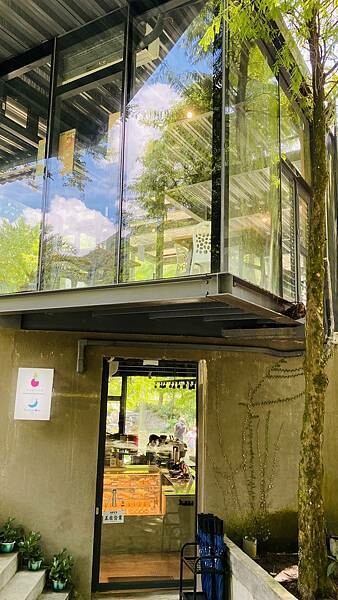 IMG_1637 (1).jpg IMG_1637 (1).jpg