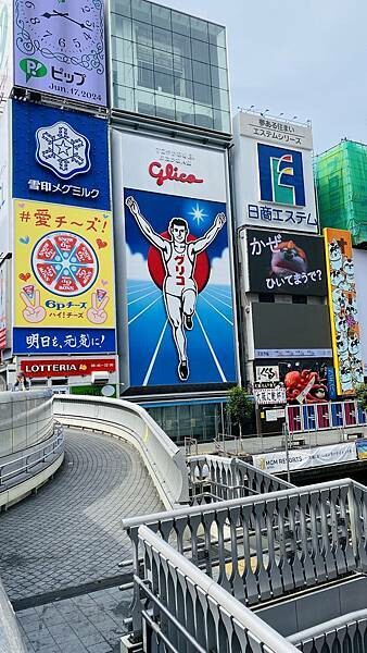 IMG_1216 (1).jpg IMG_1216 (1).jpg