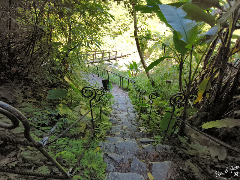 宜蘭縣冬山鄉新寮瀑布》漫步輕鬆好走森林步道  探訪雙層沁涼瀑布  宜蘭冬山免費景點