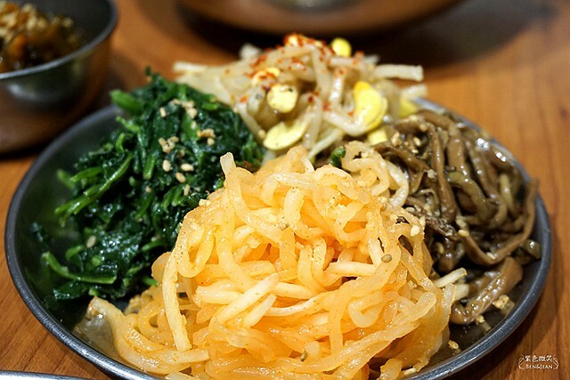 日本東京必吃燒肉》大阪烤肉 / 荷爾蒙 二子 新橋本館，ホルモンふたご人氣名品黑毛牛助肉經典好吃