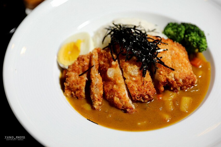 嘉義縣番路鄉「山の埕」阿里山公路熱門免門票親子旅途中繼景點!享用簡餐 免費品茗 (嘉義阿里山觸口遊客中心)