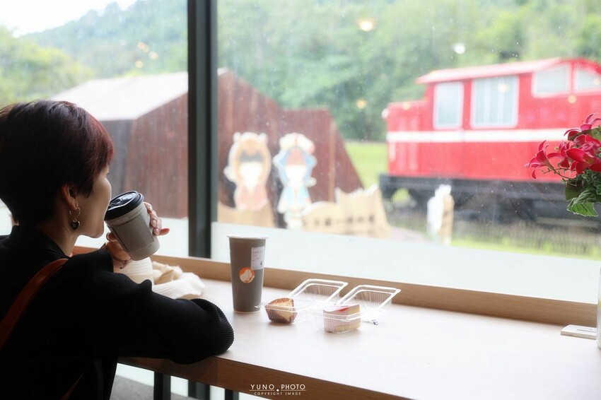 嘉義縣番路鄉「山の埕」阿里山公路熱門免門票親子旅途中繼景點!享用簡餐 免費品茗 (嘉義阿里山觸口遊客中心)