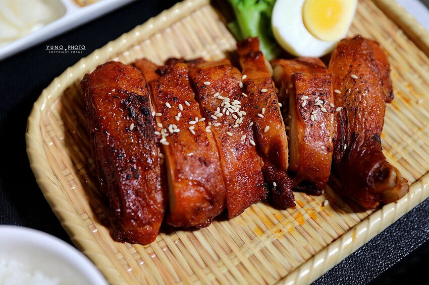 嘉義縣番路鄉「山の埕」阿里山公路熱門免門票親子旅途中繼景點!享用簡餐 免費品茗 (嘉義阿里山觸口遊客中心)