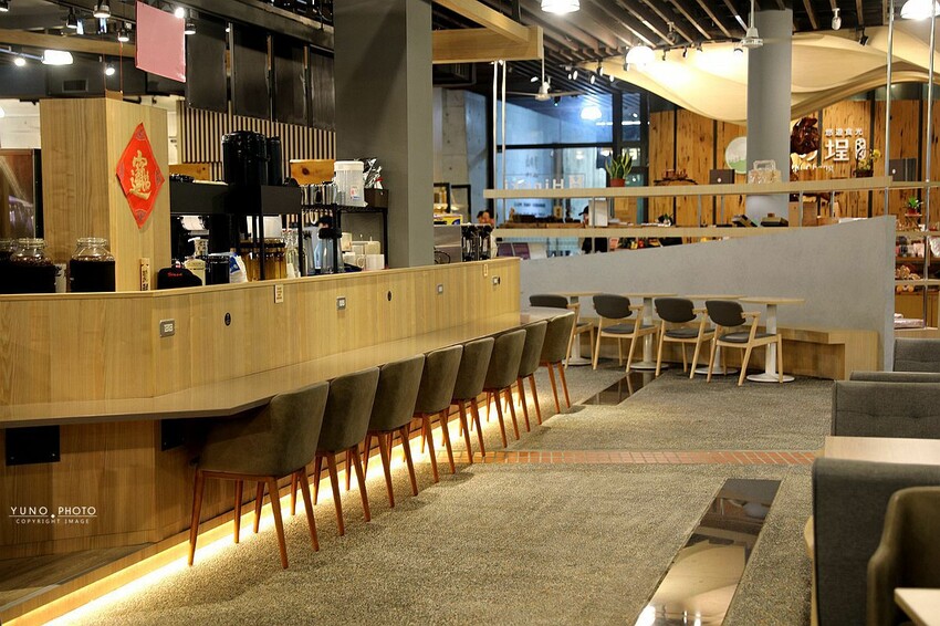 嘉義縣番路鄉「山の埕」阿里山公路熱門免門票親子旅途中繼景點!享用簡餐 免費品茗 (嘉義阿里山觸口遊客中心)