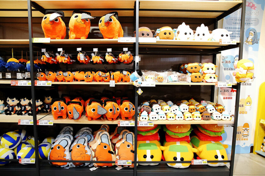 嘉義KHTOY絨毛玩偶旗艦館，正版授權絨毛玩偶專賣店，超過1