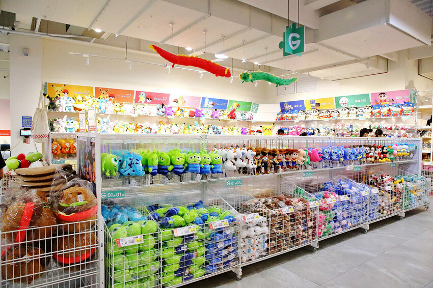 嘉義KHTOY絨毛玩偶旗艦館，正版授權絨毛玩偶專賣店，超過1