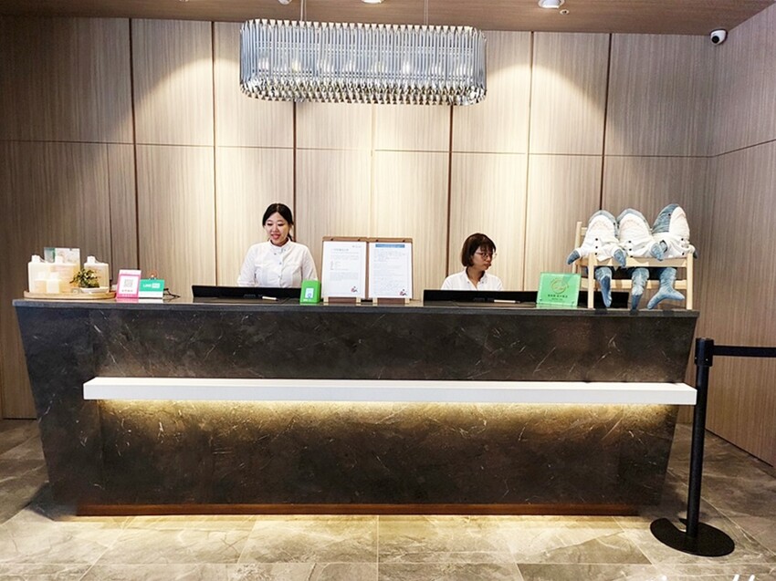 高雄市前金區福容徠旅高雄｜不能錯過的IKEA主題房 鄰近六合夜市及駁二特區 高CP值高雄旅店